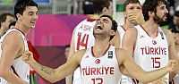 Türkiye çeyrek finalde!